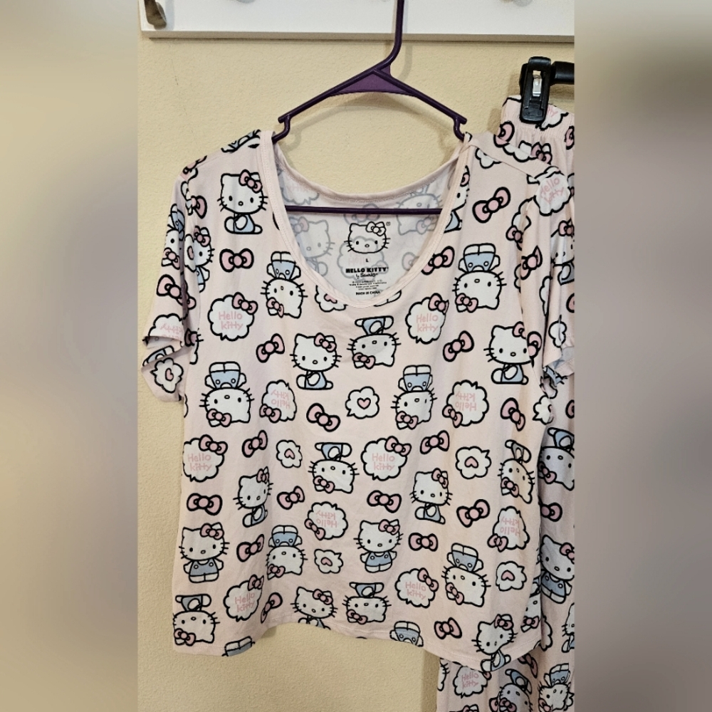Hello Kitty women's Pajamas Pant Set Size L - Picture 5 of 6